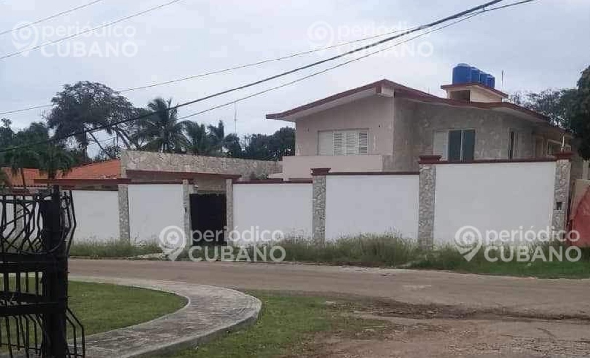 Fotos filtradas: esta es la lujosa casa del espía Gerardo Hernández en Siboney. (Foto © Periódico Cubano)