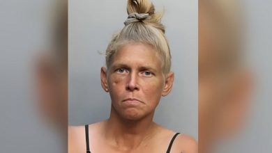 Mujer arrestada por tratar de incendiar la casa de Bob Graham en Hialeah Gardens. (Foto © Miami-Dade County Corrections and Rehabilitation))