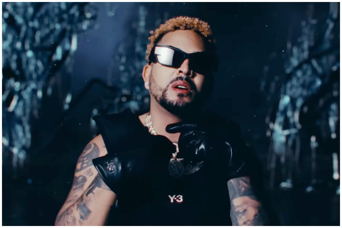 Yulién Oviedo ha tenido múltiples polémicas por sus reacciones hostiles e impulsivas en redes. (Captura de pantalla © Yulién Oviedo- YouTube)