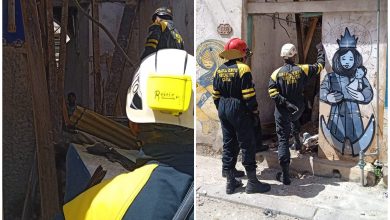 Bomberos cubanos ayudando tras el derrumbe en Habana Vieja. (Foto © Lázaro Manuel Alonso-Facebook)