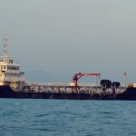 Imagen ilustrativa de un buque petrolero. (Captura de pantalla © Bloomberg Originals-YouTube)