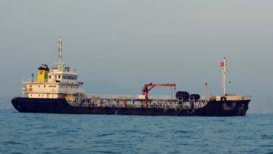 Imagen ilustrativa de un buque petrolero. (Captura de pantalla © Bloomberg Originals-YouTube)