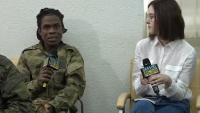 Soldado cubano capturado en Ucrania advierte de los engaños de Rusia. (Captura de pantalla © AmericaTeVe Miami-YouTube)