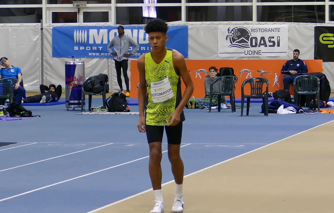 Jaxier Sotomayor, hijo del saltador Javier Sotomayor. (Captura de pantalla © High Jumper X-YouTube)