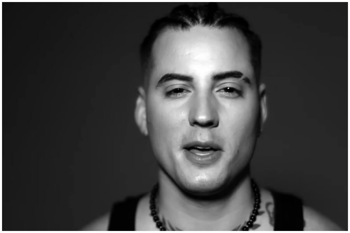 Nesty, reguetonero causa polémica sobre el origen del reparto. (Captura de pantalla © Nesty- YouTube)