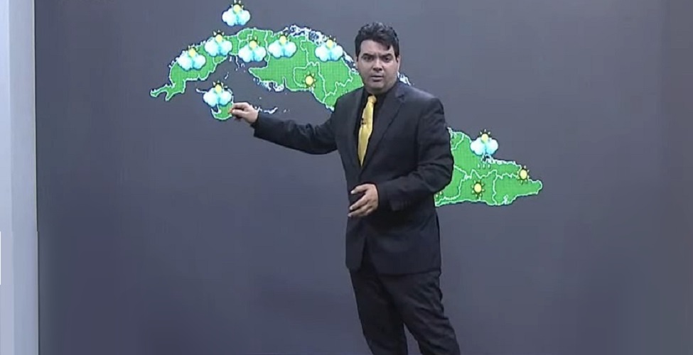 Expertos advierten sobre lluvias y descargas eléctricas en el Occidente. (Captura de pantalla © Canal Caribe-YouTube)