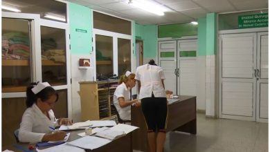 Hospital Carlos Manuel de Céspedes, en Bayamo. (Captura de pantalla © CNC TVGranma- YouTube)