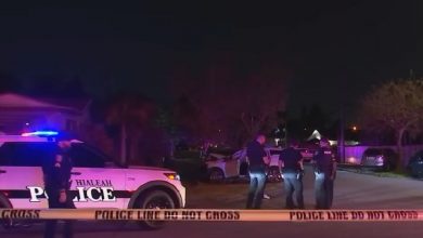 Imágenes del accidente de tránsito en el que murieron dos cubanas en Hialeah. (Captura de pantalla © AmericaTeVe Miami-YouTube)