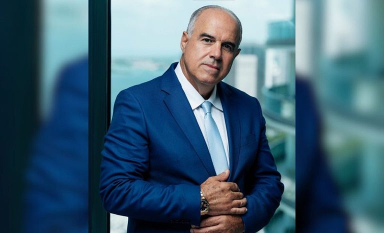 Manny Bouza guía a sus clientes a hacer realidad sus sueños inmobiliarios en Florida