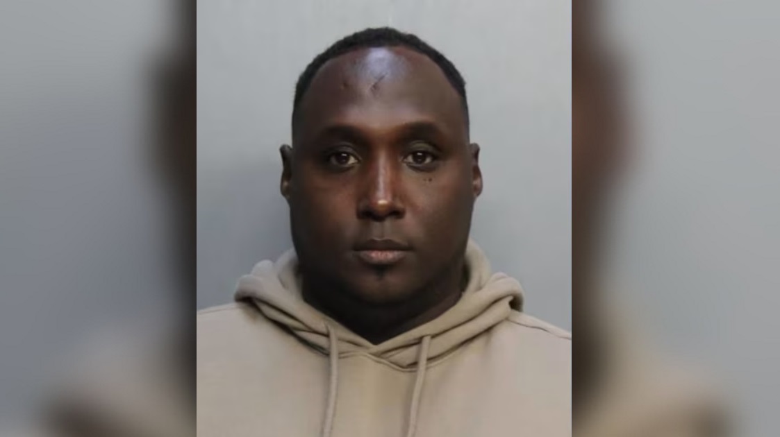 Expelotero cubano de la MLB es arrestado por fraude a aseguradora. (Foto © Miami-Dade County Corrections and Rehabilitation)