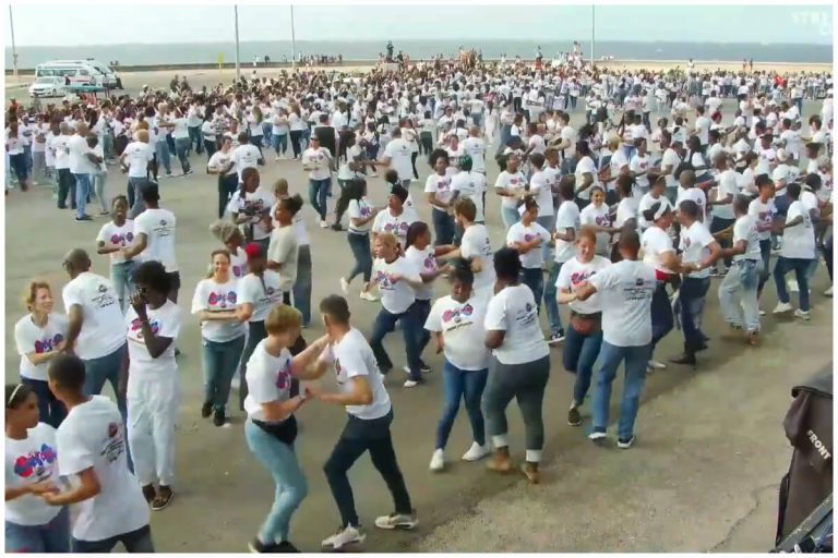 Cuba rompe récord de “Rueda de Casino” en evento pagado por el régimen
