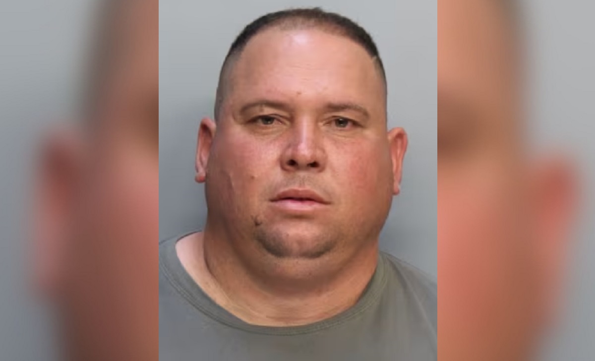 Cubano arrestado por tirar basura en vía de Hialeah. (Foto © Miami-Dade County Corrections and Rehabilitation)