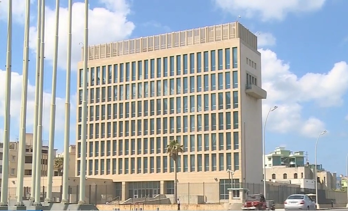 Embajada de los Estados Unidos en La Habana. (Captura de pantalla © WPLG Local 10-YouTube)