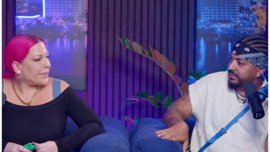 La Diosa y Yulién Oviedo se vieron de frente tras su sonada tiradera. (Captura de pantalla © Adrián Fernández- YouTube)