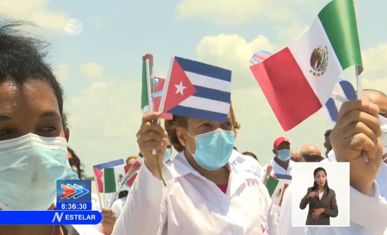 Gobierno de México reconoce descontento por médicos cubanos
