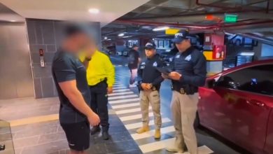 Momento del arresto del cubano en Colombia. (Captura de pantalla © INTERPOL-Twitter)