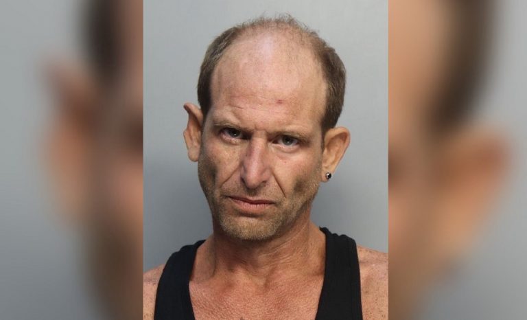 Arrestan a cubano en Florida por varios delitos relacionados con una adolescente