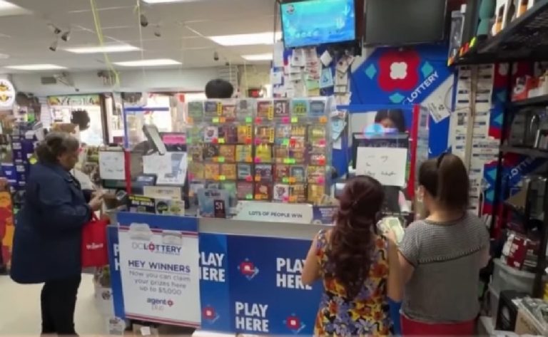 Boleto ganador de 50.000 dólares fue vendido en una tienda de Hialeah