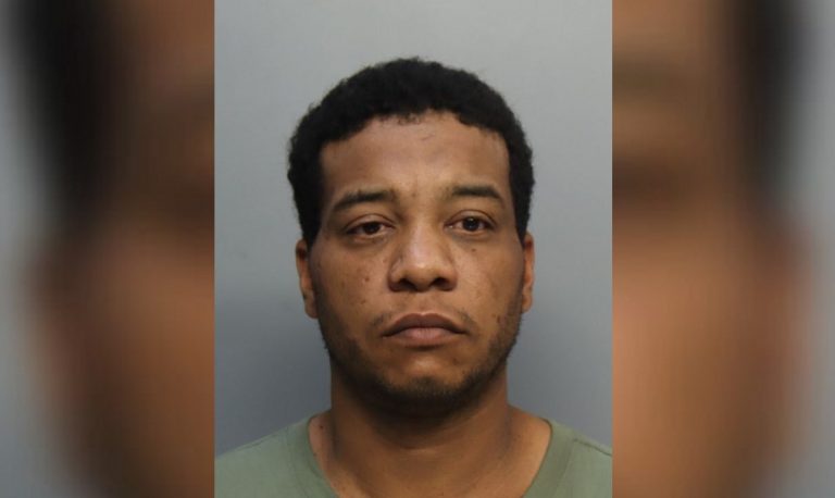 Arrestan a cubano en Hialeah acusado de robo de auto y secuestro
