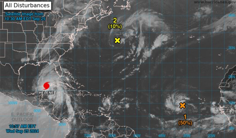 Helene se convierte en huracán y continúa su avance hacia Florida