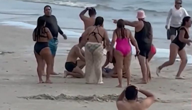 Florida: familia cubana es alcanzada por un rayo mientras estaba en la playa