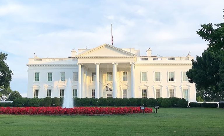 Tiroteo cerca de la Casa Blanca: fuerte operativo mientras Trump estaba dentro