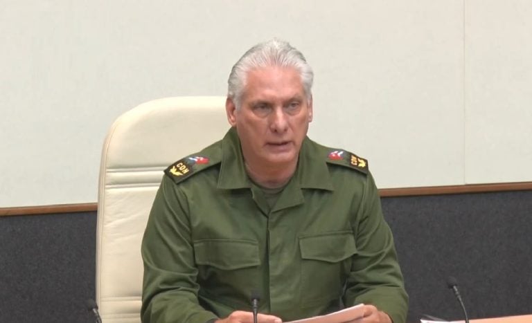 Díaz-Canel se atrinchera: habla de una supuesta agresión militar de EEUU
