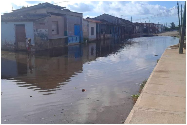 Huracán Milton rumbo a Florida deja inundaciones en Mayabeque