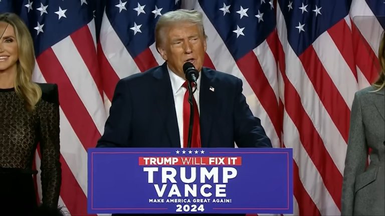 Trump es diagnosticado con insuficiencia venosa crónica tras examen médico