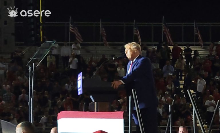 “Reparto equitativo de miserias”: Trump arremete contra el socialismo al revivir cita de Churchill