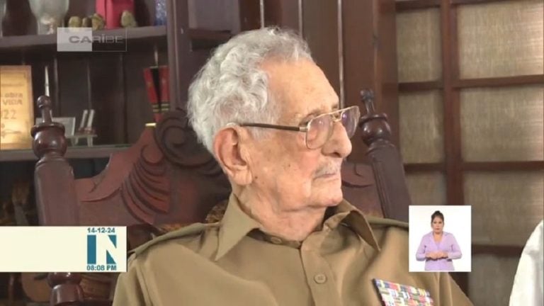 El comandante Julio Camacho Aguilera fallece a los 100 años de edad