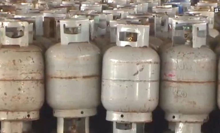 Cuba inicia con la venta de gas licuado en dólares: “No es escasez, es negocio”