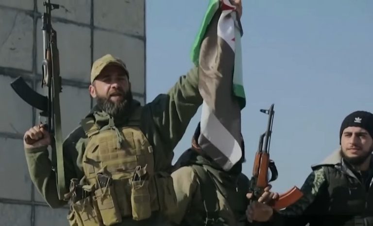 Cubanos denuncian abandono en Siria tras caída de Bashar al-Assad