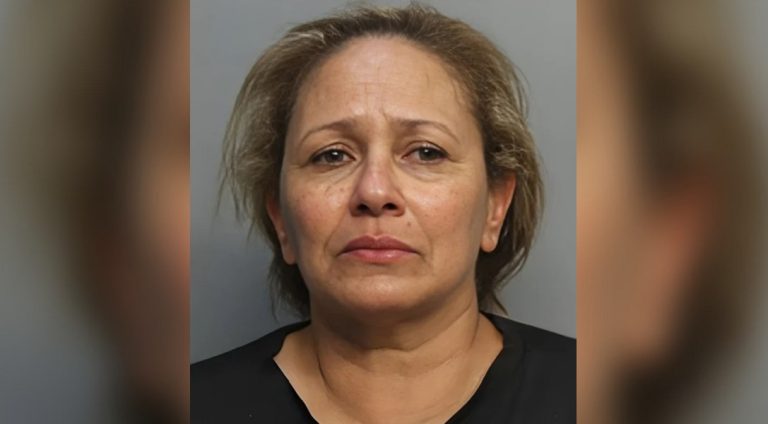 Mujer de Hialeah arrestada tras extorsionar a una higienista dental
