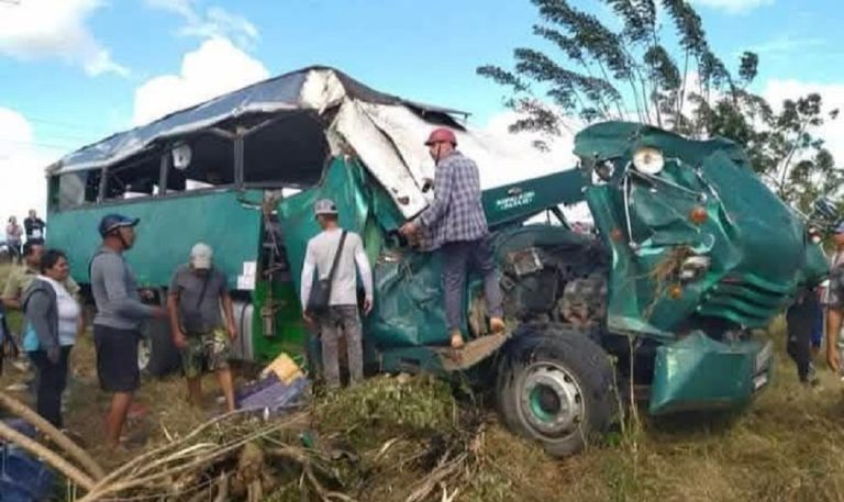 Varios fallecidos y lesionados tras aparatoso accidente vial en Camagüey