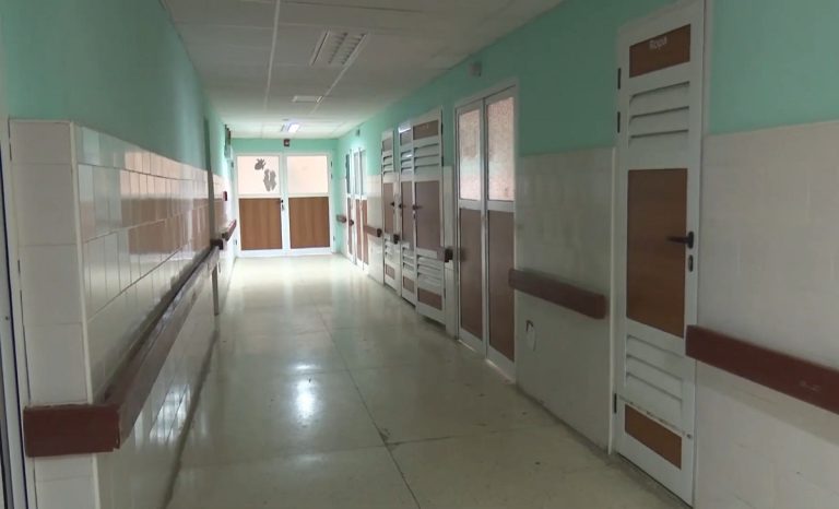 Régimen debe recurrir a Mipyme privada para limpiar sus hospitales