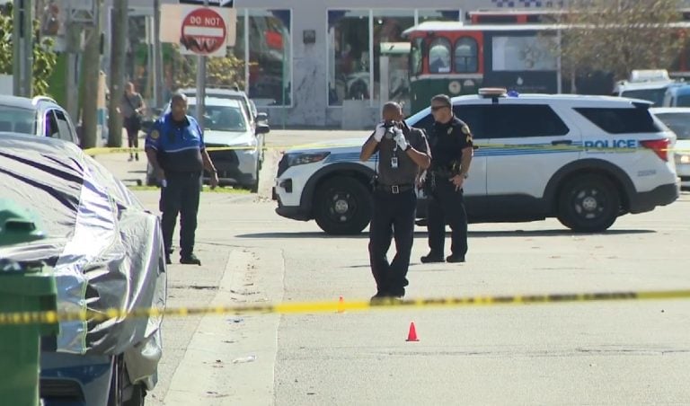 Miami: policía busca a dos sospechosos por ataque en La Pequeña Habana