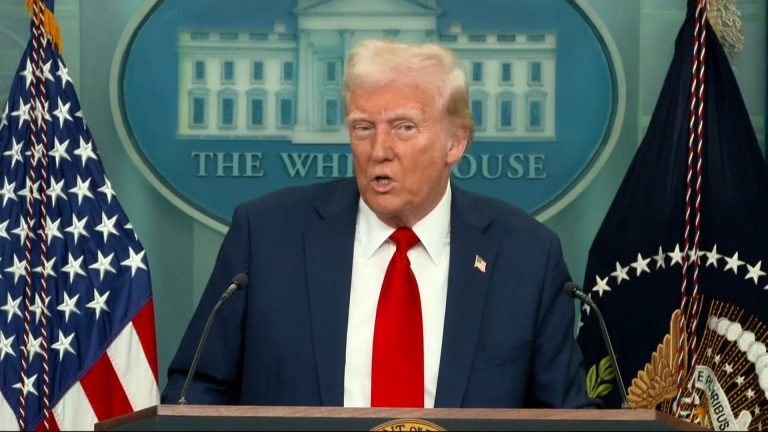 Trump promete aranceles del 50% adicional contra China tras respuesta comercial