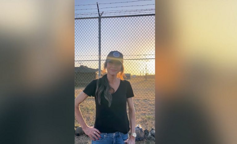Secretaria de Seguridad Nacional de EEUU visita base naval en Guantánamo