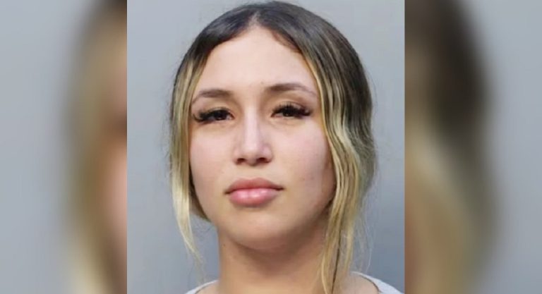 Cubana arrestada por agresión con una botella en club nocturno de Hialeah