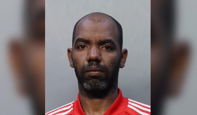 Cubano chófer de Uber es arrestado en Florida por abusar de una pasajera