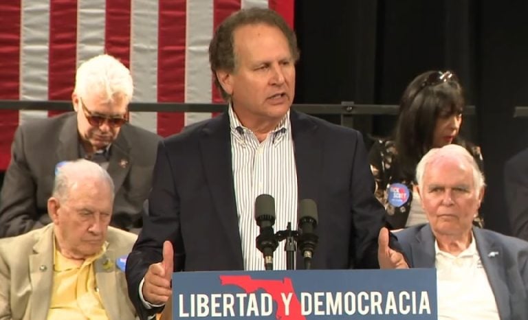 Fallece Lincoln Díaz-Balart, excongresista cubanoamericano y defensor de la libertad en la Isla