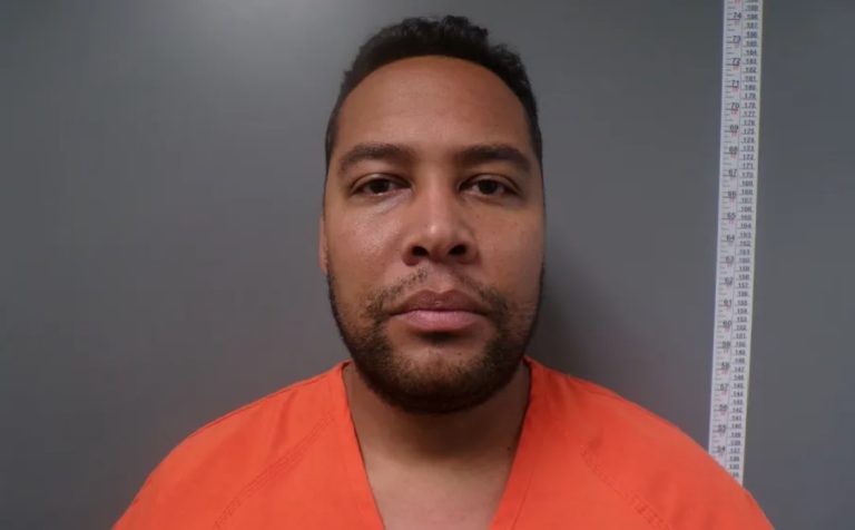 Cubano arrestado en Florida por explosión y robo de petróleo en Texas