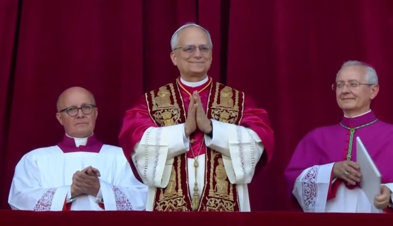 Papa León XIV: Robert Prevost elegido como el primer papa de EEUU