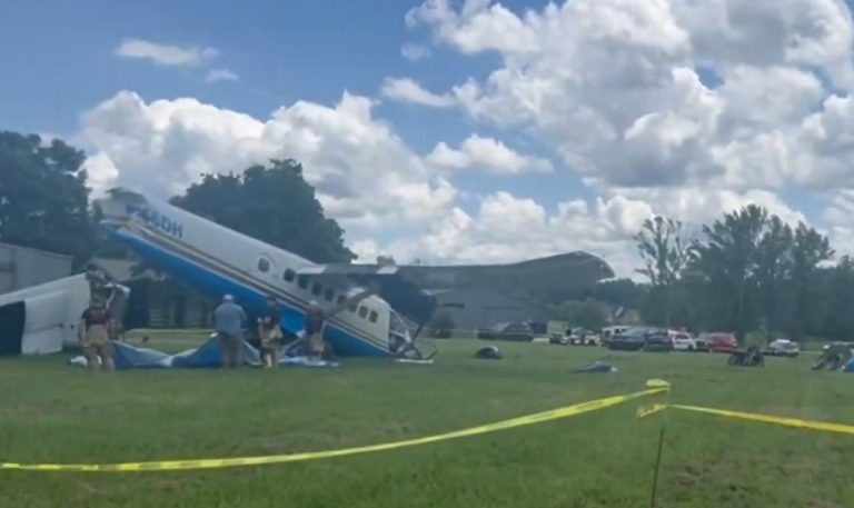 Avioneta con unas 20 personas a bordo se estrella en Tennessee