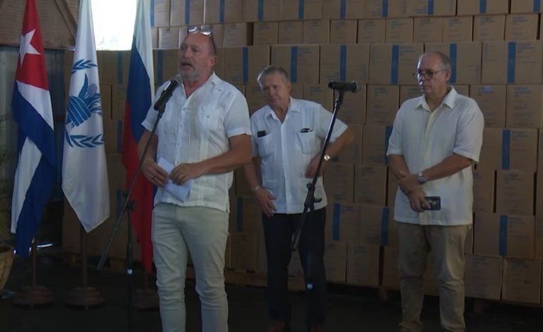 Cuba recibe donativo ruso de 469 toneladas de aceite de girasol