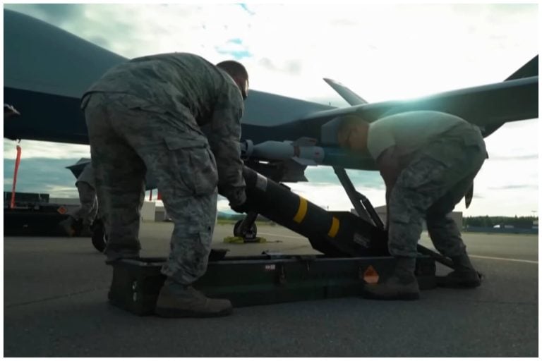 EEUU tendría fuerzas militares cerca de Cuba ante una posible orden de Trump