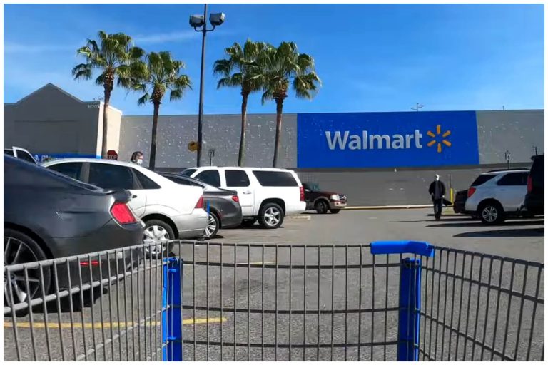 Walmart comienza despidos a migrantes: cubanos y venezolanos en la mira