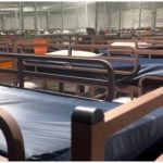 Los centros de detención de EEUU son denunciados por hacinamiento. (Captura de pantalla © Channel 4 News- YouTube)