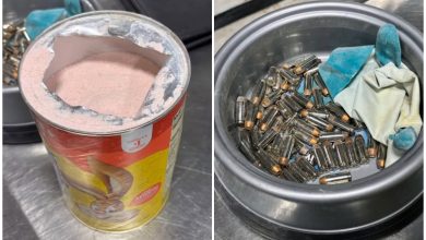 Balas halladas dentro del envase. (Captura de pantalla © Martí Noticias-YouTube)